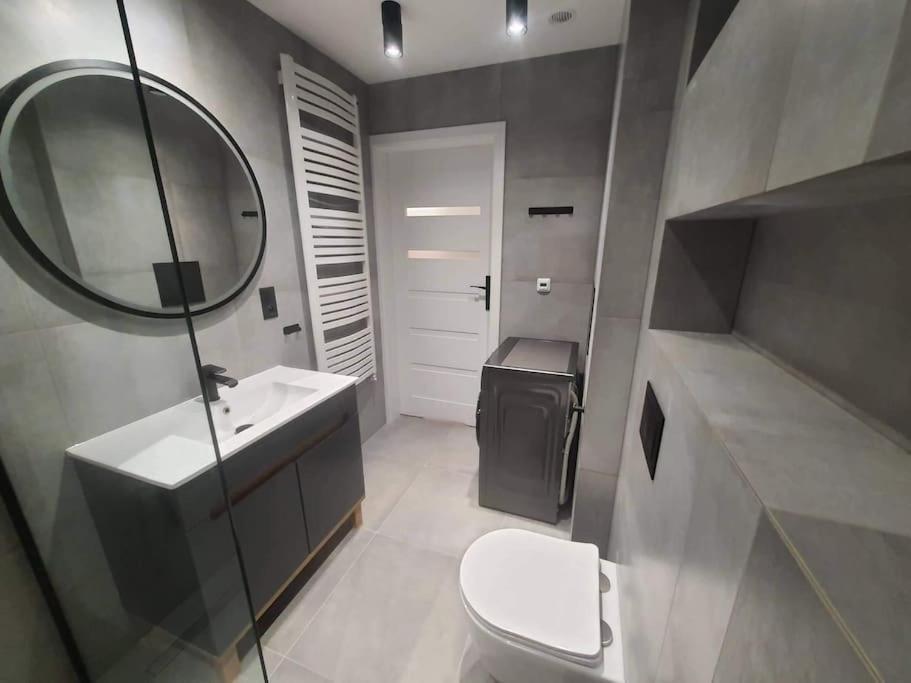 Mieszkanie W Nowoczesnym Halo Apartament W Centrum 弗罗茨瓦夫 外观 照片