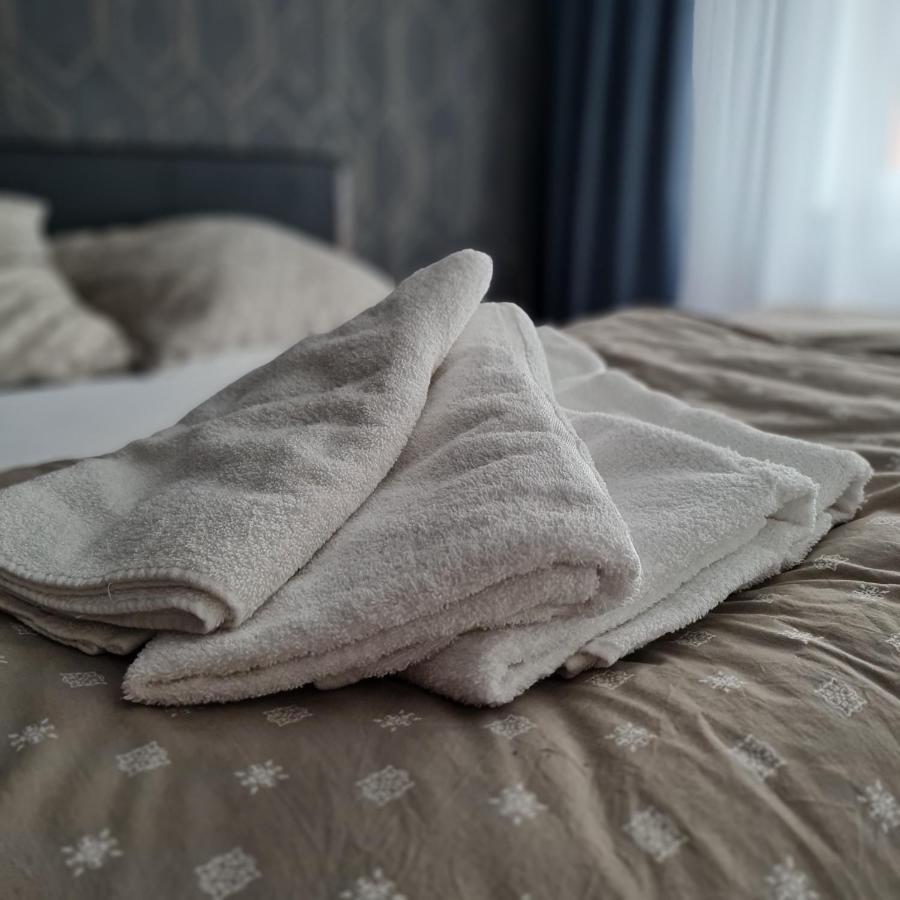 Mieszkanie W Nowoczesnym Halo Apartament W Centrum 弗罗茨瓦夫 外观 照片