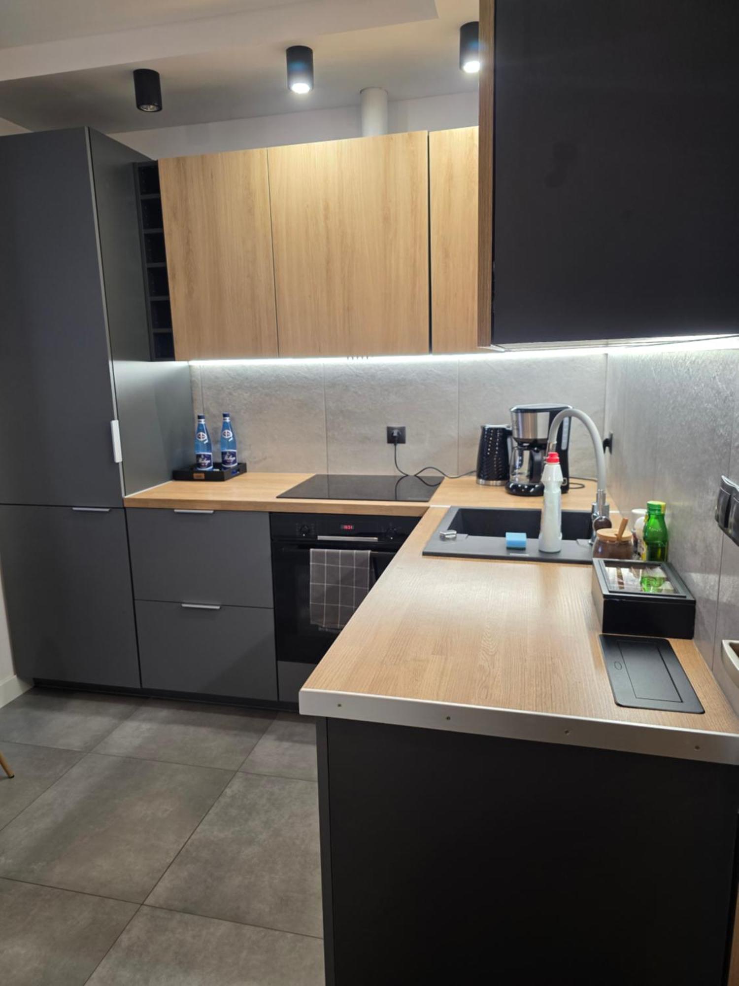 Mieszkanie W Nowoczesnym Halo Apartament W Centrum 弗罗茨瓦夫 外观 照片